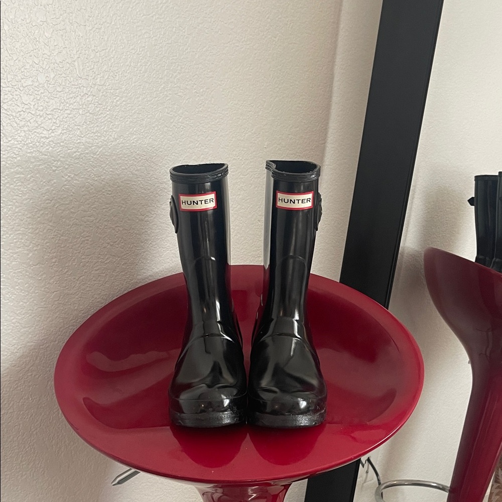 Hunter Glossy Black Boots